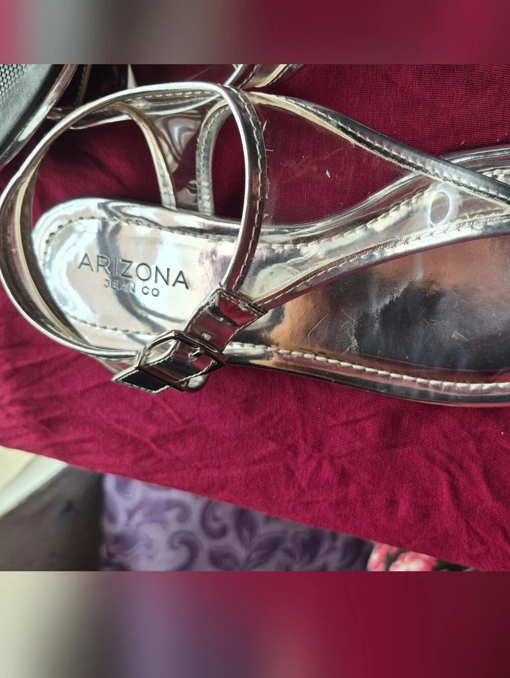 Arizona Jean Co Brenna Silver Metallic Clear Strap Sandals Size 6